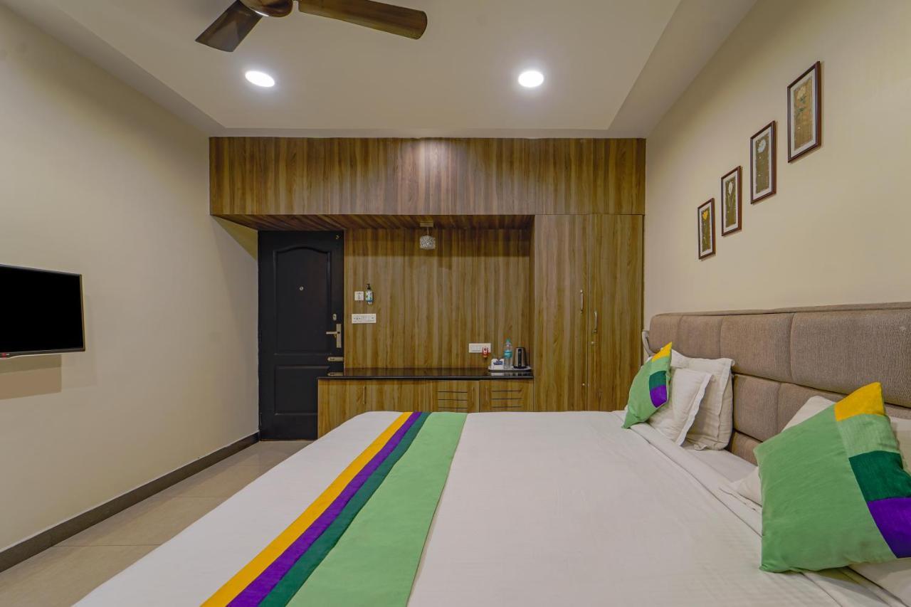 Hotel Treebo Elan Chennai Esterno foto